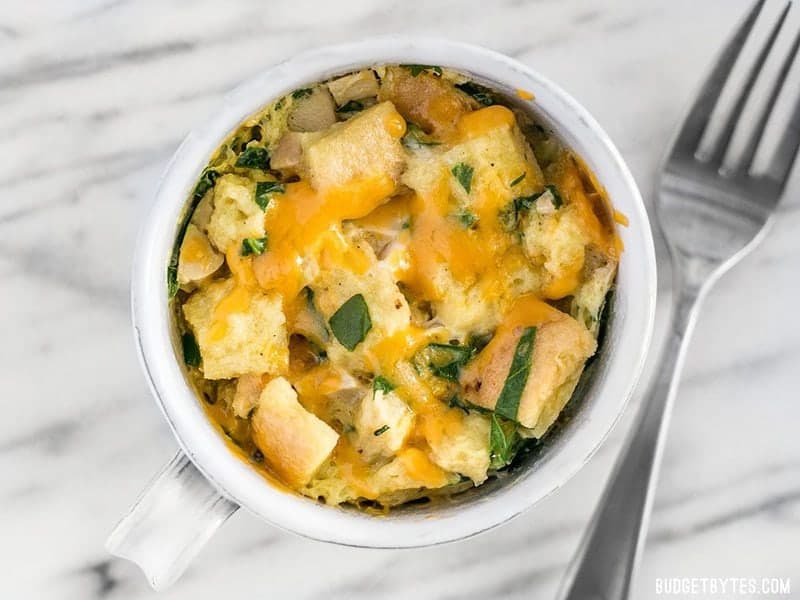 Tasse passée au micro-ondes 90 secondes