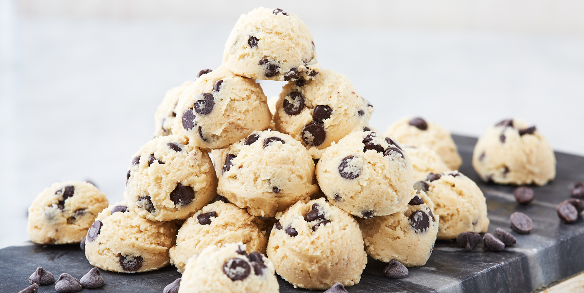 Meilleure recette de bombes grasses à la pâte à biscuits Keto