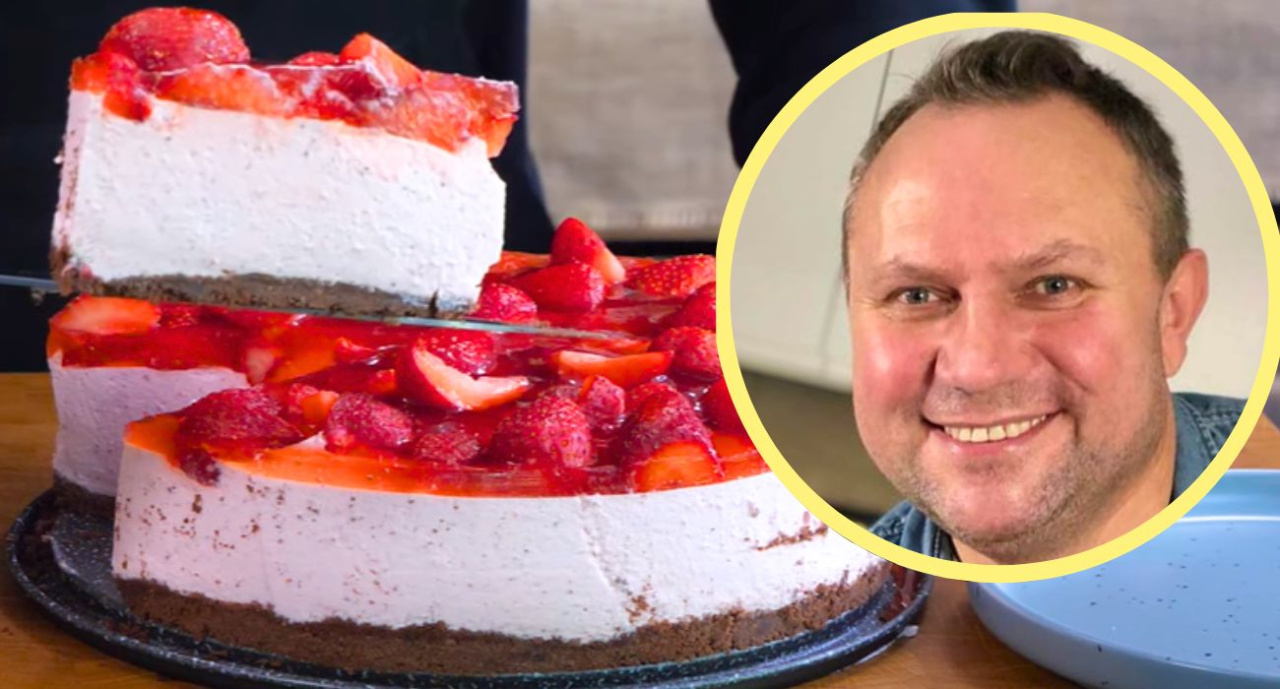 Le gâteau aux fraises sans cuisson de Tomek Strzelczyk.  Il fait 1 chose différemment des autres