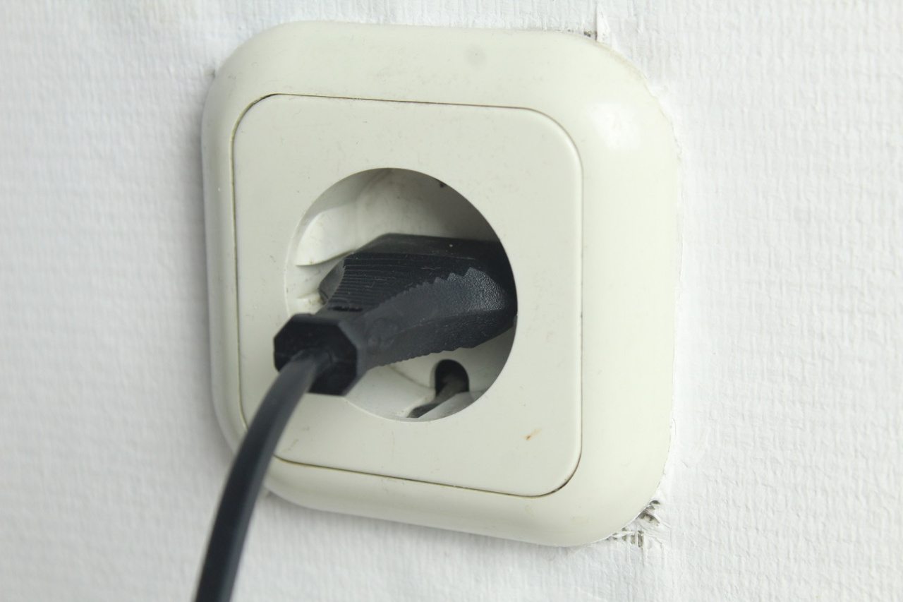 Pas de réfrigérateur ni de lave-vaisselle.  Cet appareil consomme le plus d'électricité dans la cuisine