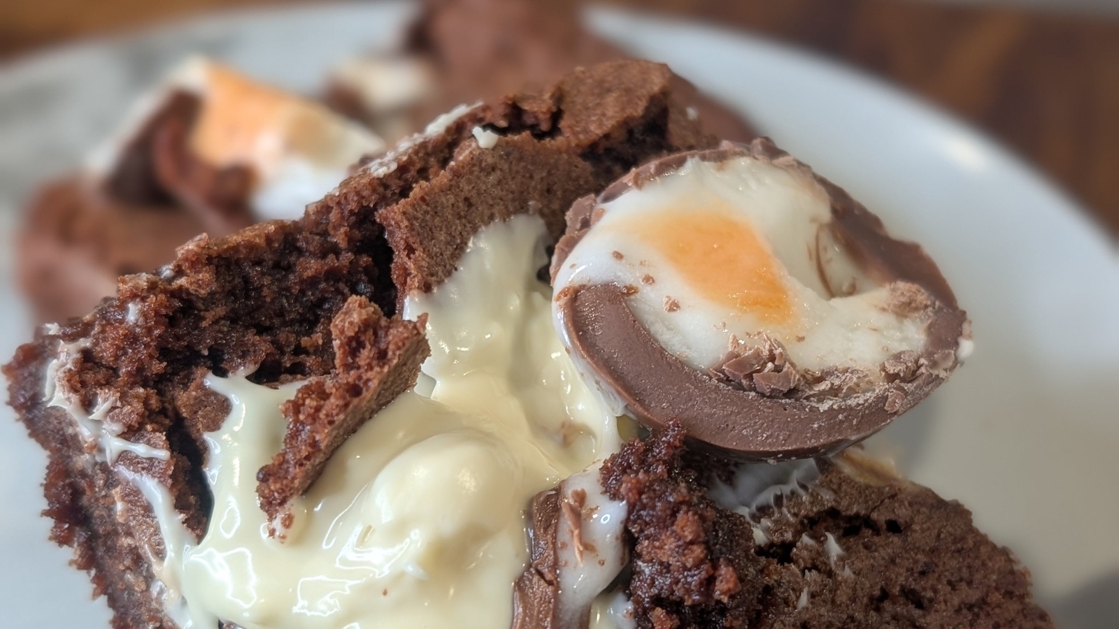 Les restes de brownies au fondant aux œufs de Pâques de Kevin Dundon
