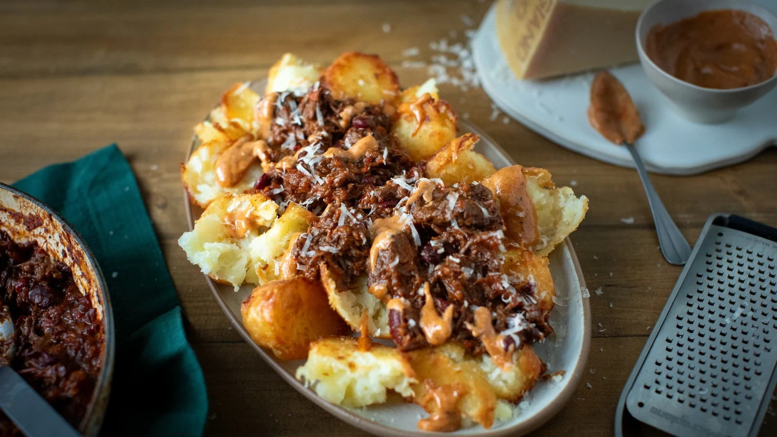 Cuisinez comme un chef : bœuf braisé au piment et pommes de terre rôties avec sauce taco