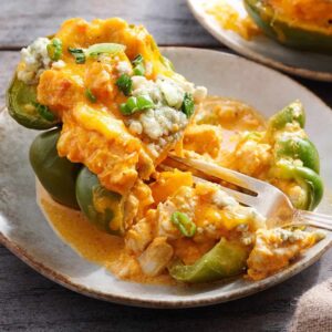 Poivrons farcis au poulet Buffalo