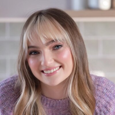 La boulangère Alice Kelly parle du lancement de son premier livre de cuisine à 22 ans