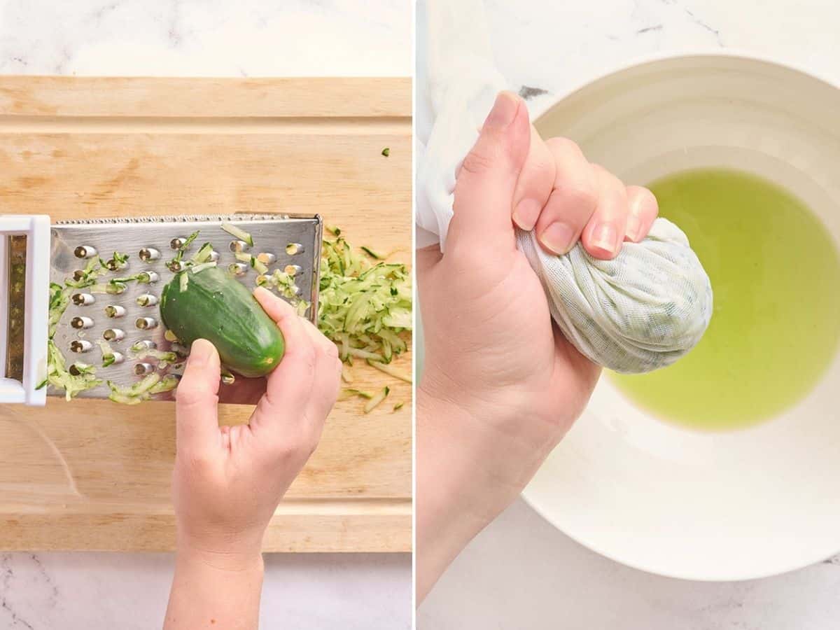 Mains utilisant une râpe à fromage pour râper un concombre, suivies d'un concombre râpé dans une étamine à fromage égouttée sur un bol.