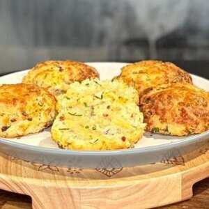 Scones au bacon, cheddar et ciboulette de Shane Smith : aujourd'hui