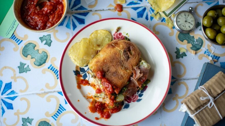 La cuisine italienne de Donal : sandwichs grillés au prosciutto et au fromage