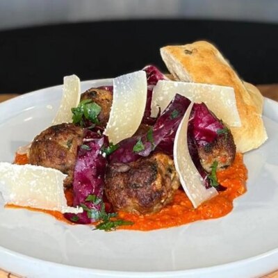 Boulettes de viande de Kevin Aherne à la sauce romesco : Aujourd'hui