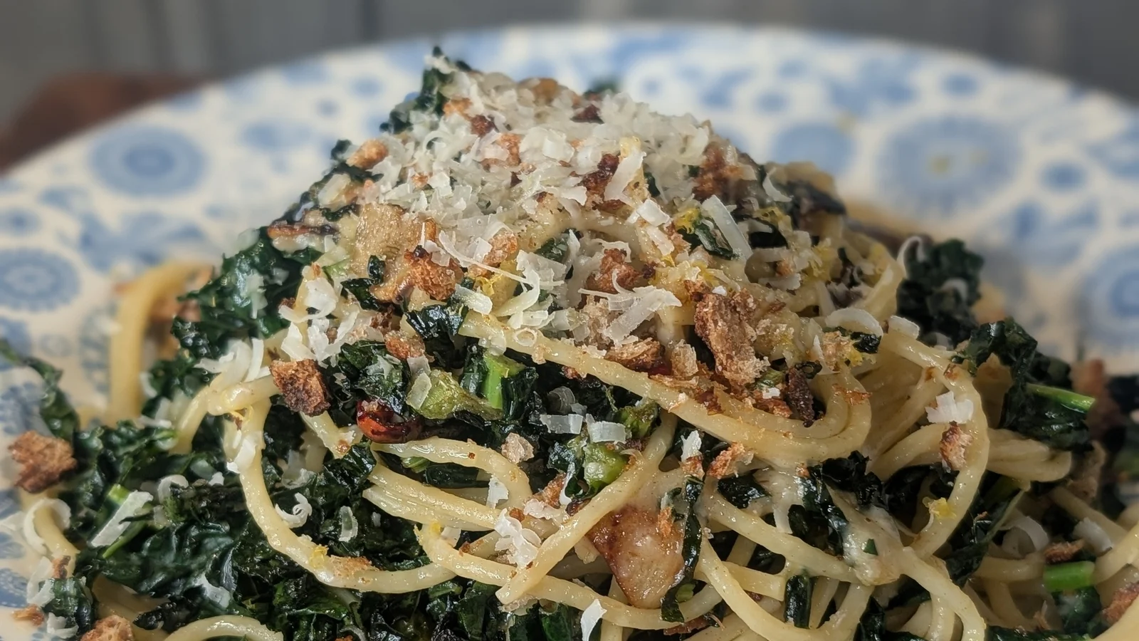 Pâtes au beurre de citron d'Eunice Power avec cavolo nero : Aujourd'hui