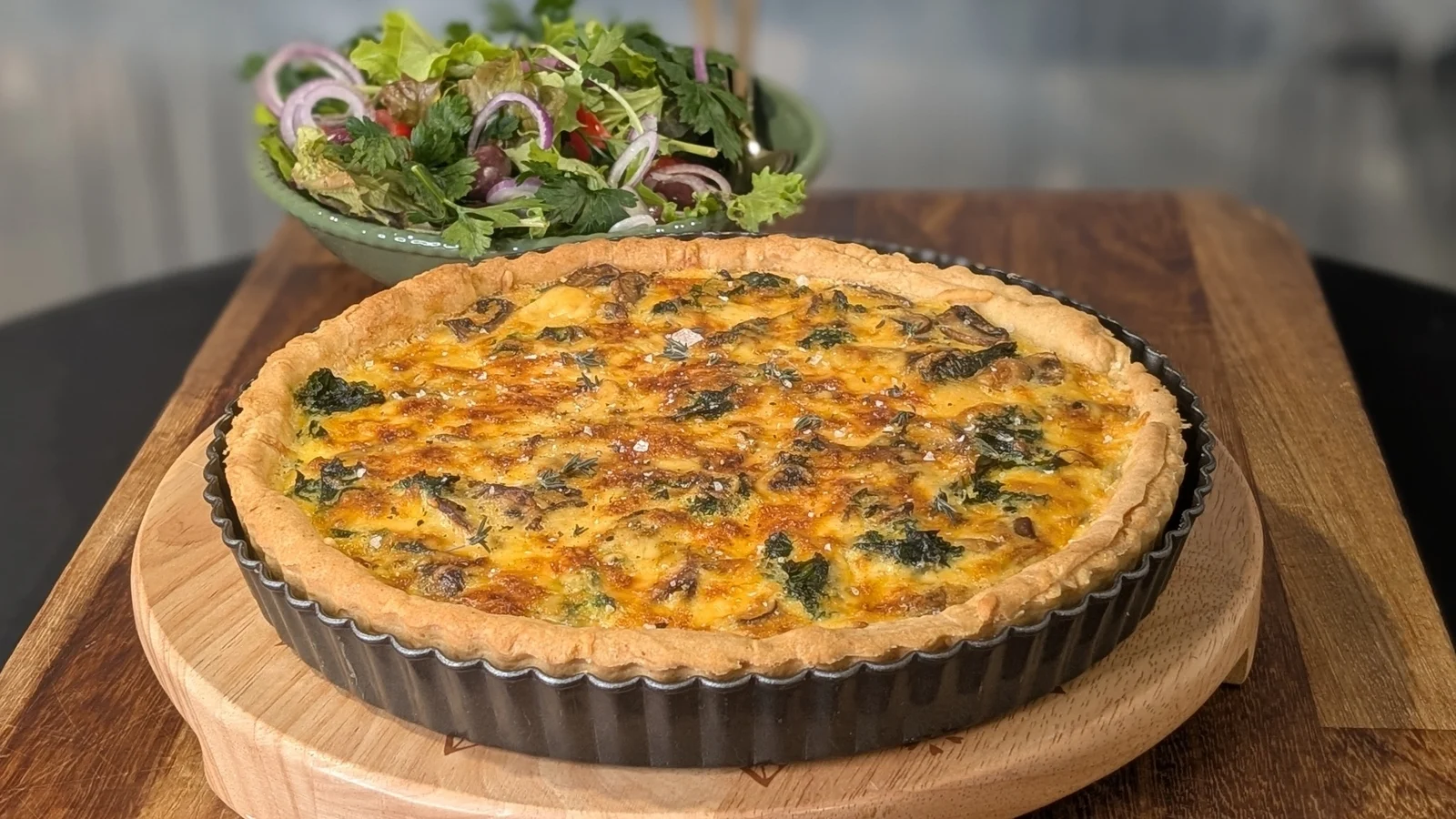 Tarte aux champignons, épinards et gruyère d'Aisling Larkin : Aujourd'hui