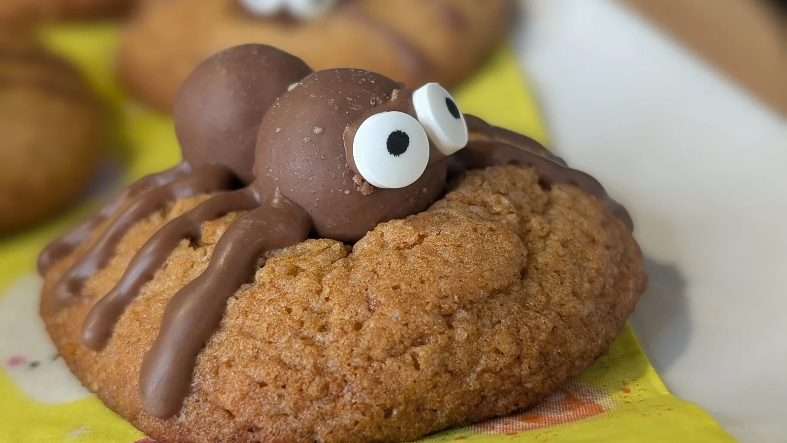 Biscuits araignées au beurre de cacahuète de Samantha Forrest : aujourd'hui